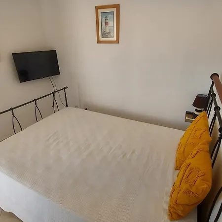 Algarve Nook - Coral Do Vau *** * Portimão